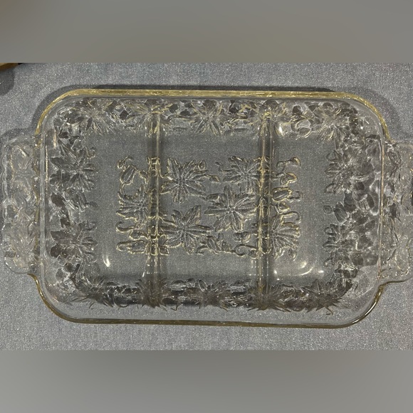 Princess House “Fantasia” Crystal Poinsettia divided serving platter. 7”x12.5” - Picture 3 of 11